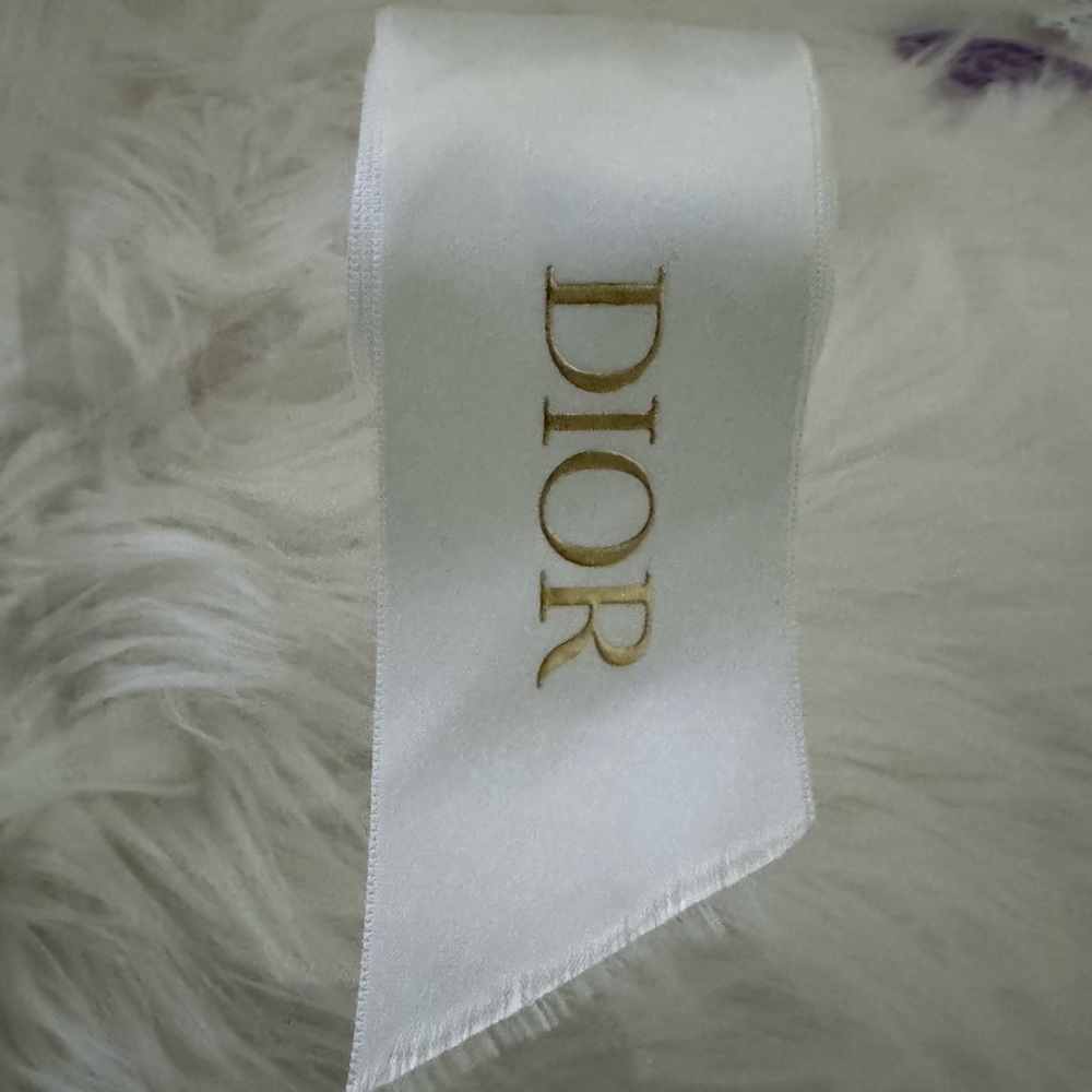 DIOR Satin Ribbon in off white & gold 140”x 2”. See spot on last picture.